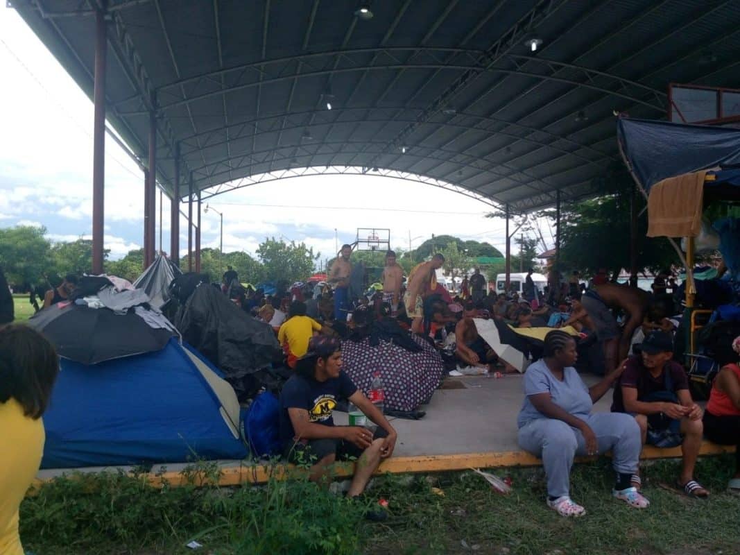 Reportan caso de gusano barrenador en migrante de la Caravana Por la Libertad