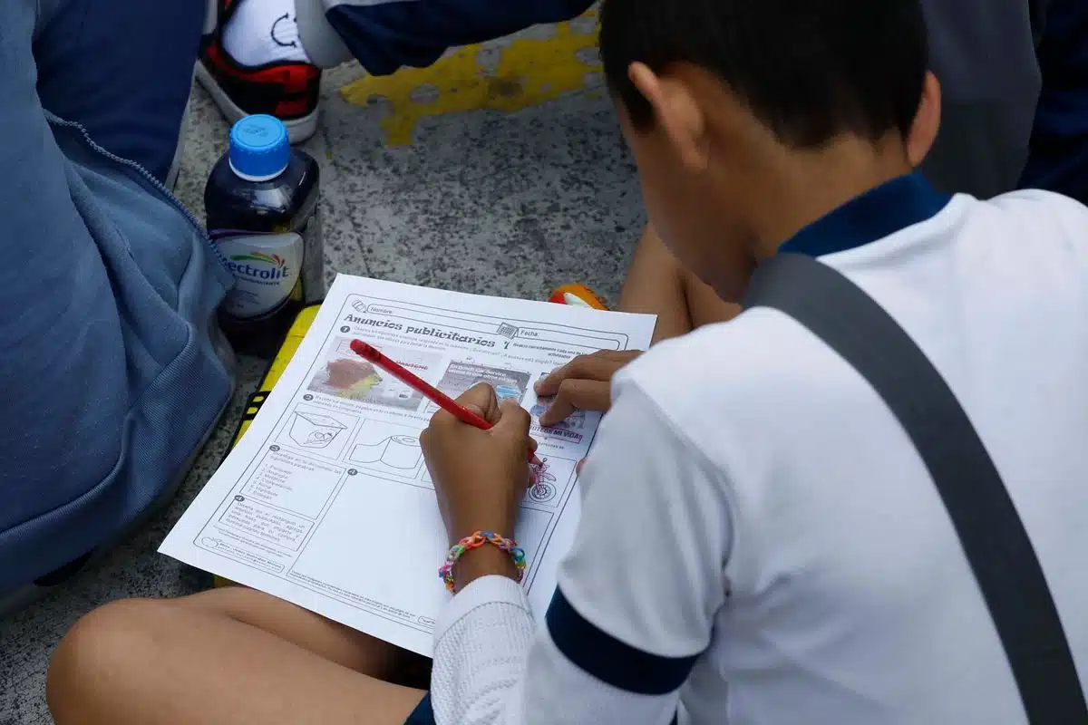 Sancionan con 6.7 millones de pesos a AB Alimentos por intoxicación de 78 alumnos en Baja California Sancionan con 6.7 millones de pesos a AB Alimentos por intoxicación de 78 alumnos en Baja California