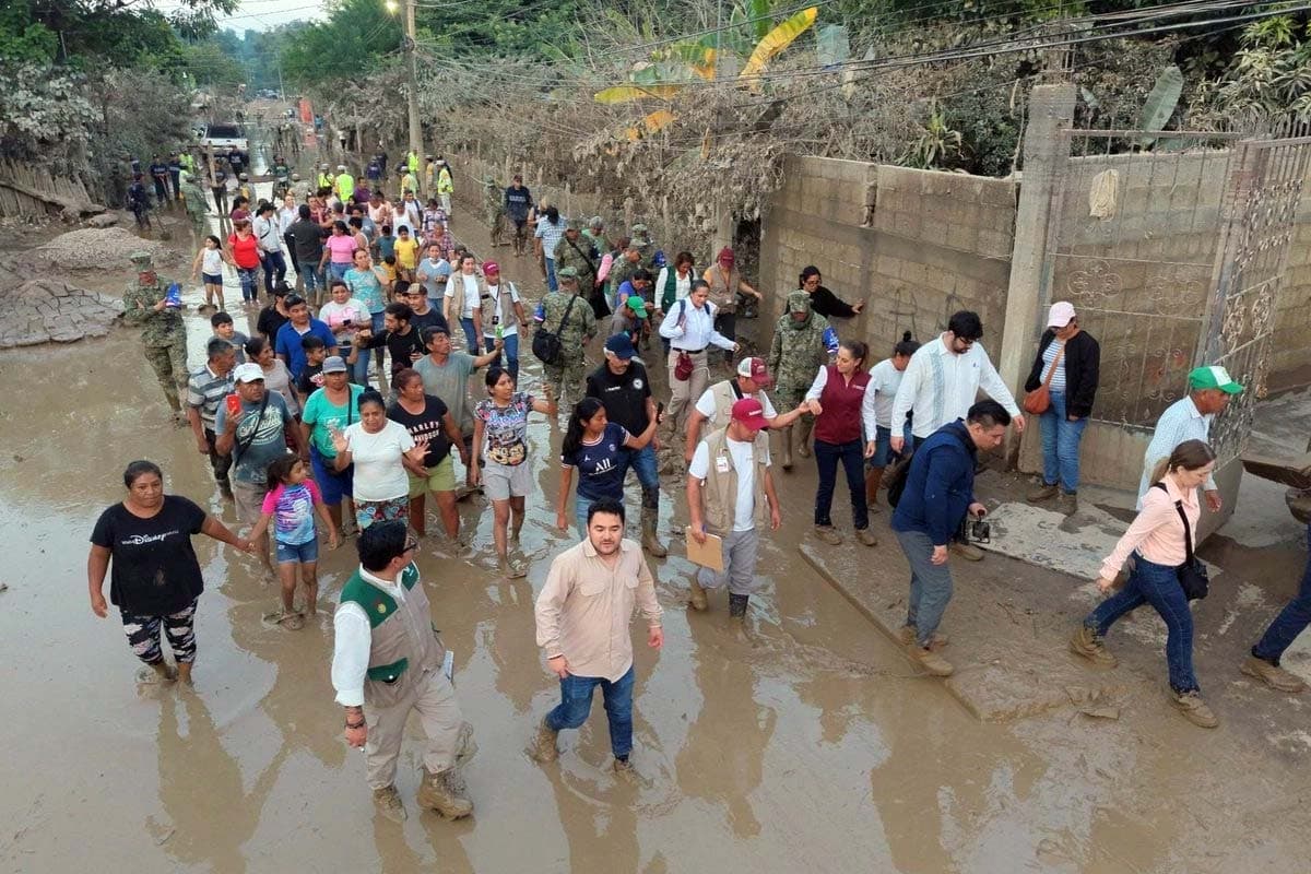 Sheinbaum supervisa el río Pánuco ante su crecida en Tampico Sheinbaum supervisa el río Pánuco ante su crecida en Tampico