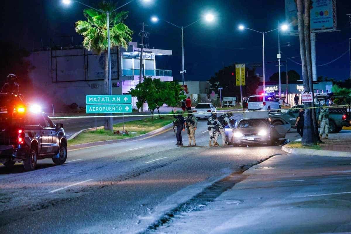 Siete civiles armados abatidos en enfrentamientos en Culiacán Siete civiles armados abatidos en enfrentamientos en Culiacán