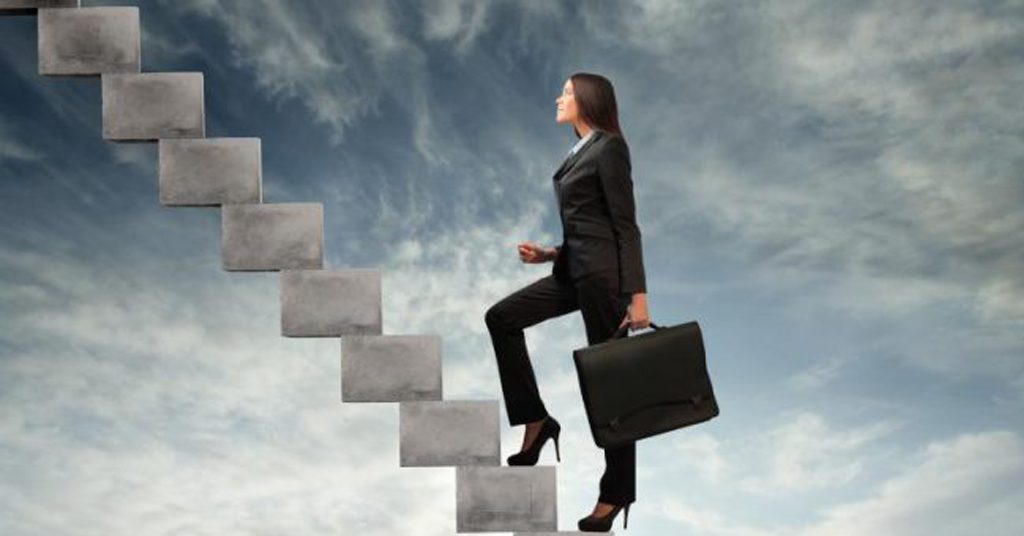 Solo 3 de cada 10 profesionales de tecnología y matemáticas en México son mujeres: Unesco