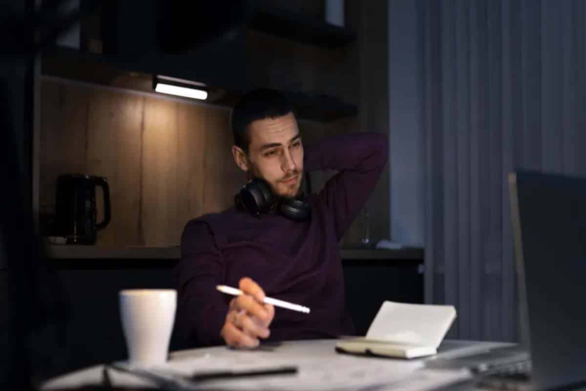 Trabajar de noche: el riesgo silencioso para el corazón y el metabolismo