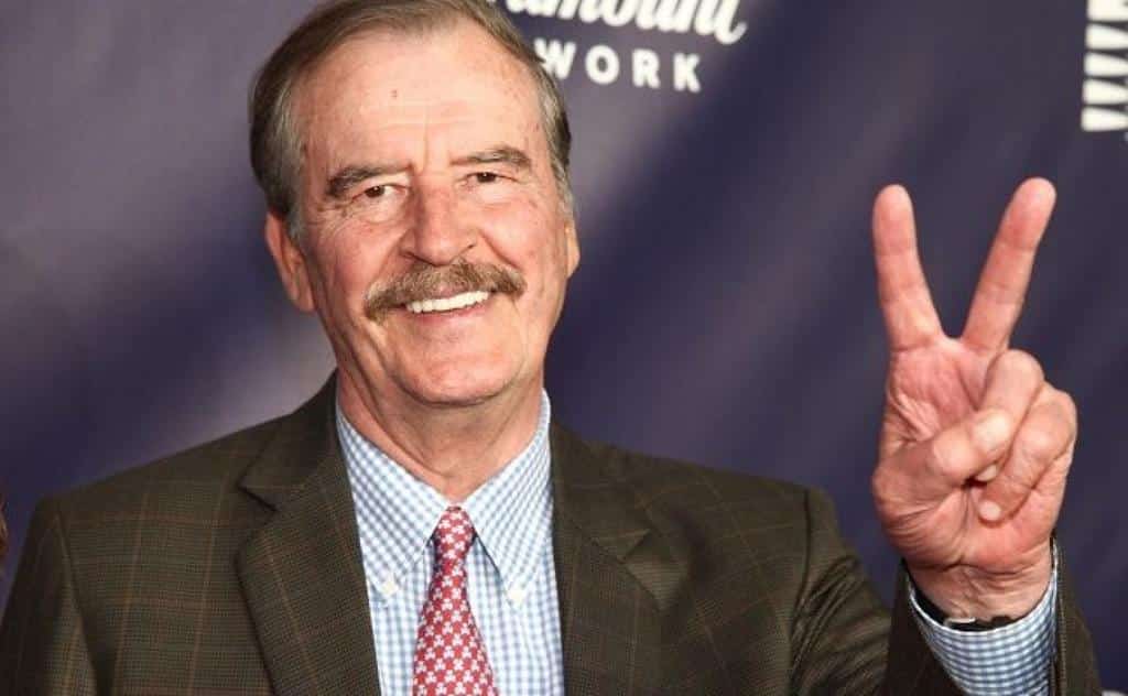 Vicente Fox revela cómo enfrenta insultos y memes en redes sociales