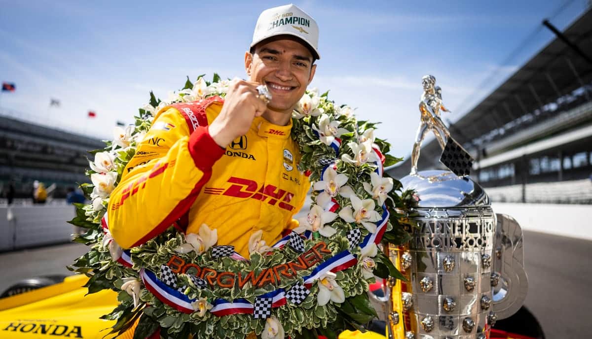 Villeneuve elige a Álex Palou como sucesor ideal de Checo Pérez