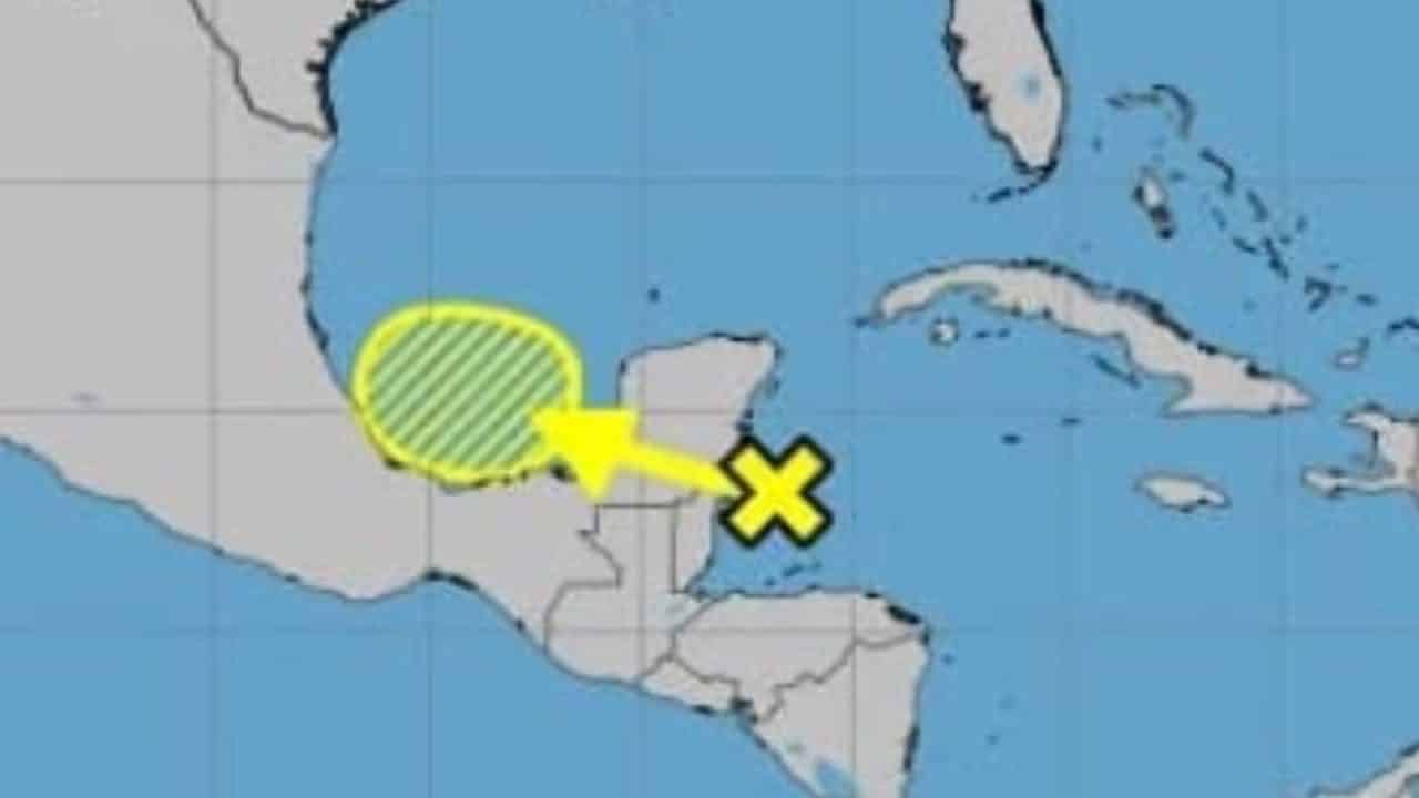 Vigilan zona de baja presión frente al Caribe mexicano con potencial de lluvias Vigilan zona de baja presión frente al Caribe mexicano con potencial de lluvias