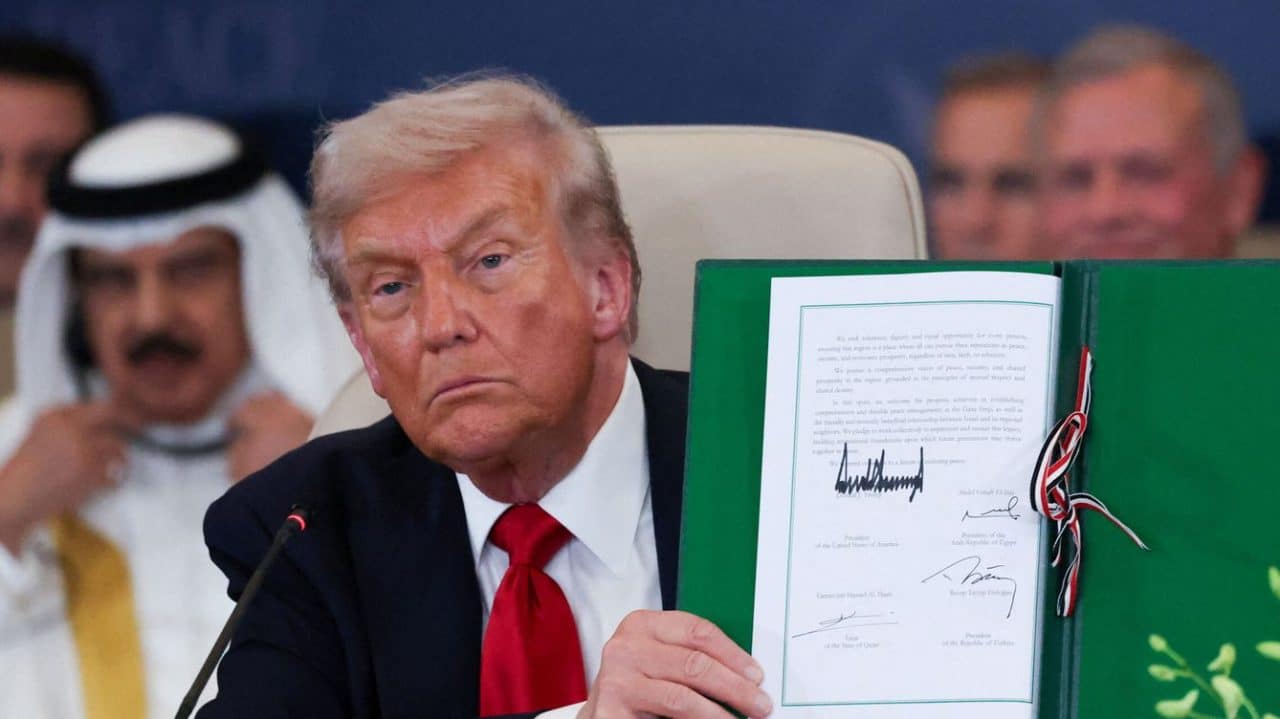 Trump celebra acuerdo de paz entre Israel y Hamás ante el Parlamento israelí