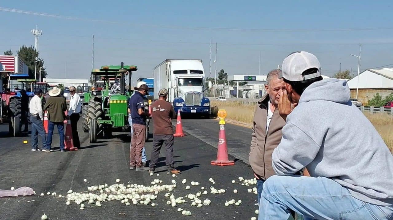 agricultores_acuerdo_gobierno Productores de maíz aceptan apoyo de $950 tras diálogo con Segob
