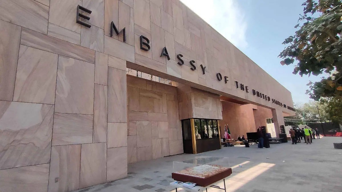 Embajada de EE.UU. en México opera con limitaciones por falta de fondos