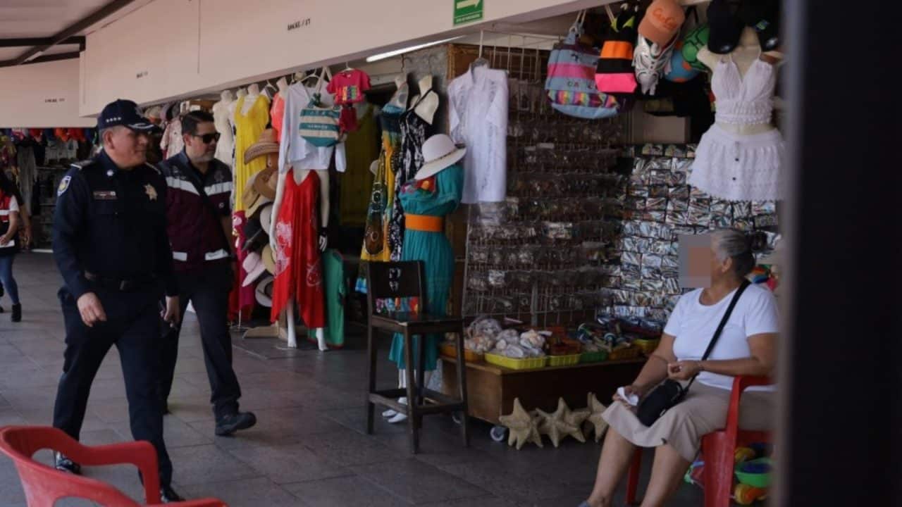 Supervisan seguridad en la Zona Hotelera de Cancún para proteger turistas y comercios