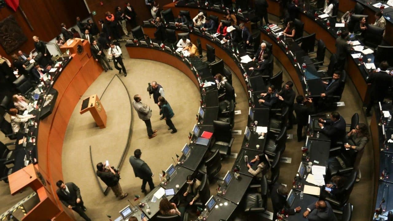 Ley de Amparo: Senado avala reforma en lo general y particular