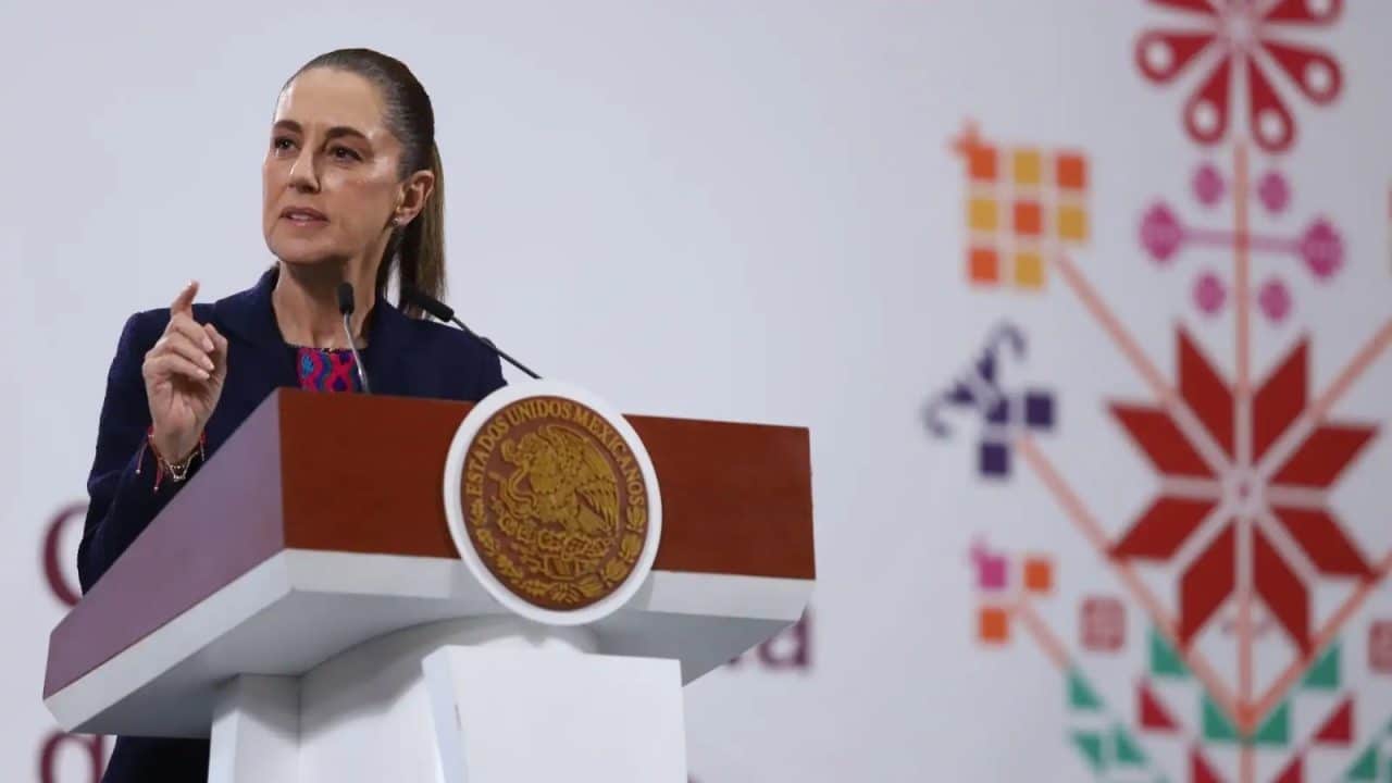 Claudia Sheinbaum aclara: impuesto al refresco no cerrará “tienditas”