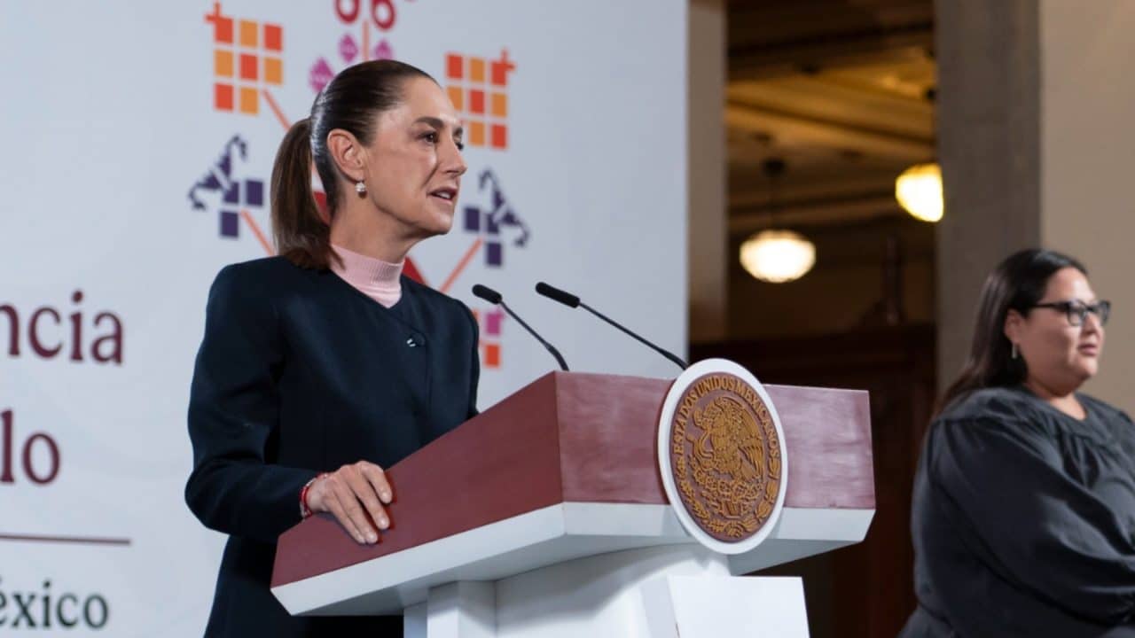 Sheinbaum defiende rescate de sobreviviente de narcolancha como derecho