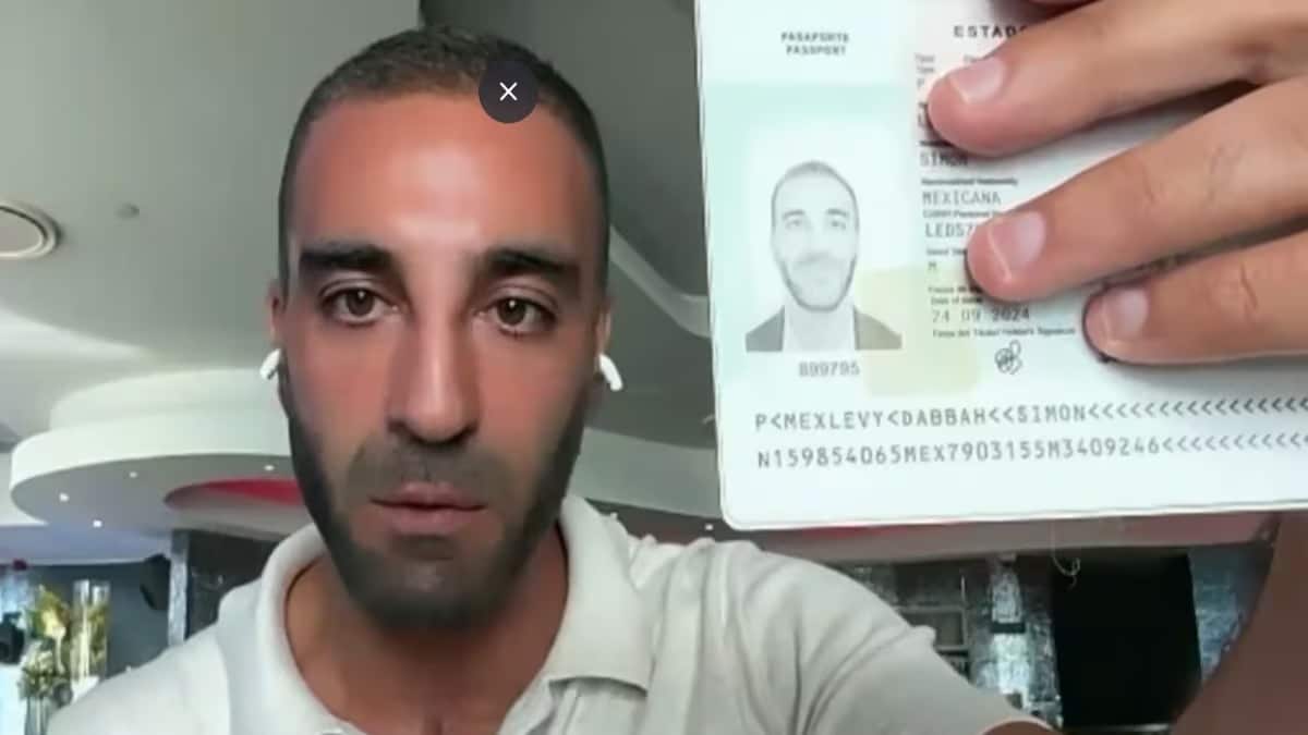 Simón Levy muestra su pasaporte y niega detención en EU