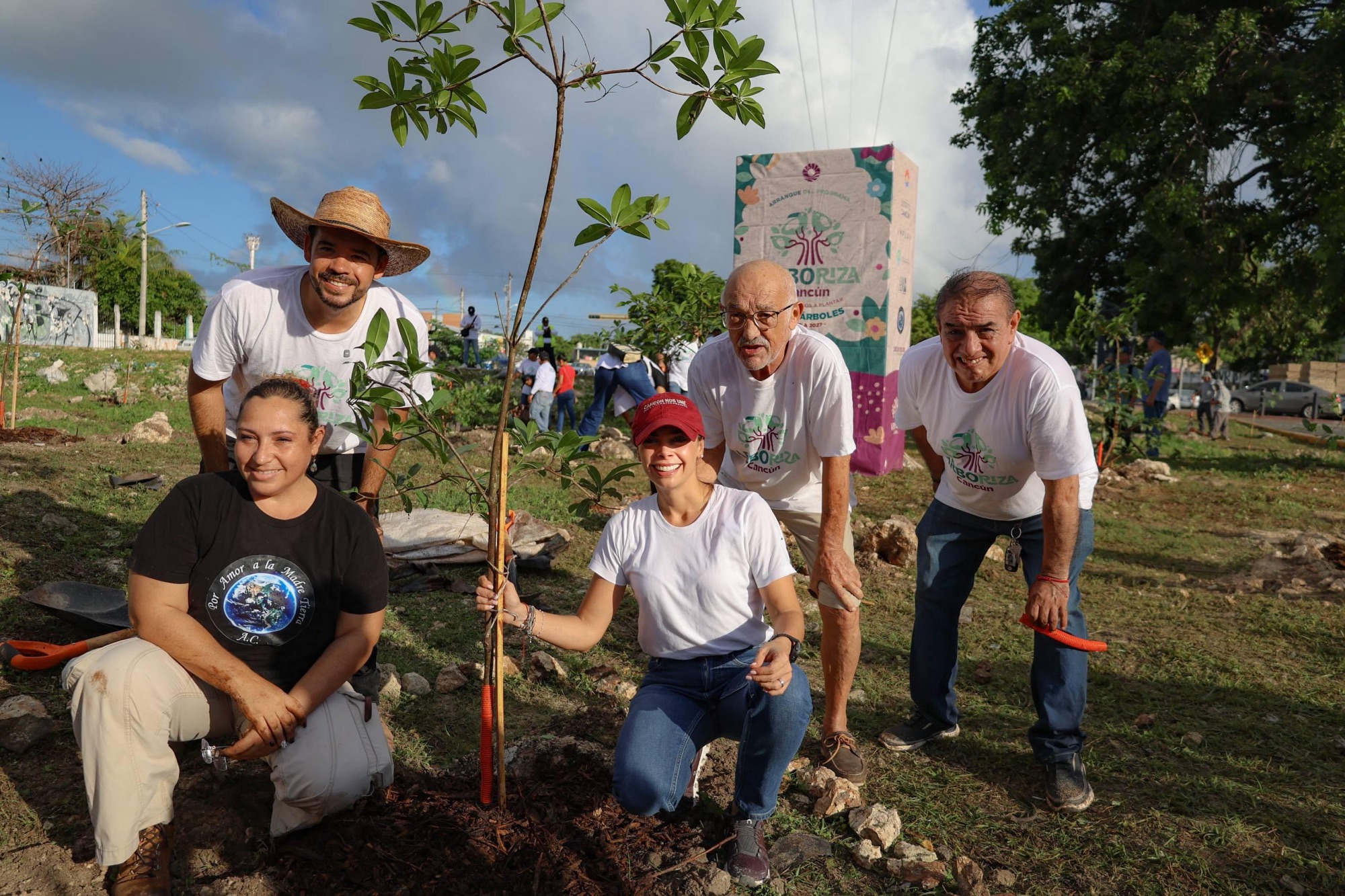 363c5bf0-089e-4aa7-8ac1-2f634ae6b237