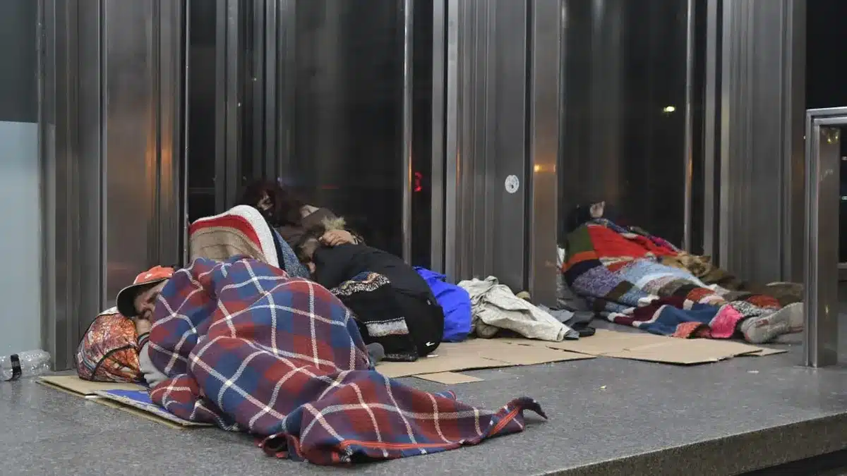 Apoyos en invierno para personas sin hogar en estados de México