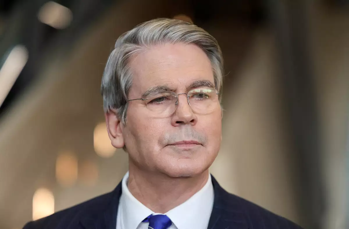 Bessent advierte que altas tasas de interés podrían generar recesión inmobiliaria en EE. UU.