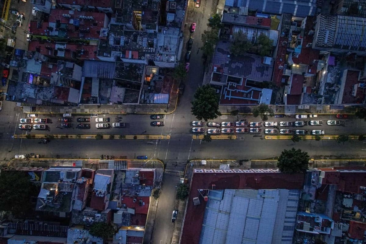 Detienen a tres policías por homicidio en la CDMX; cesan a su jefe