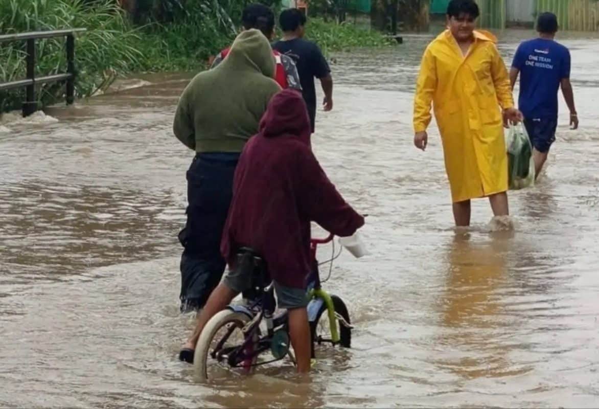 Frente Frío 13 deja afectaciones e inundaciones en el sur de Veracruz