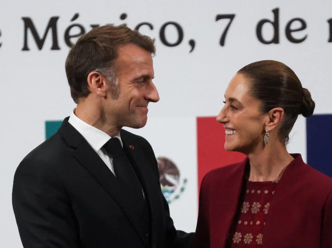 Macron cierra su visita a México con un gesto histórico hacia Sheinbaum