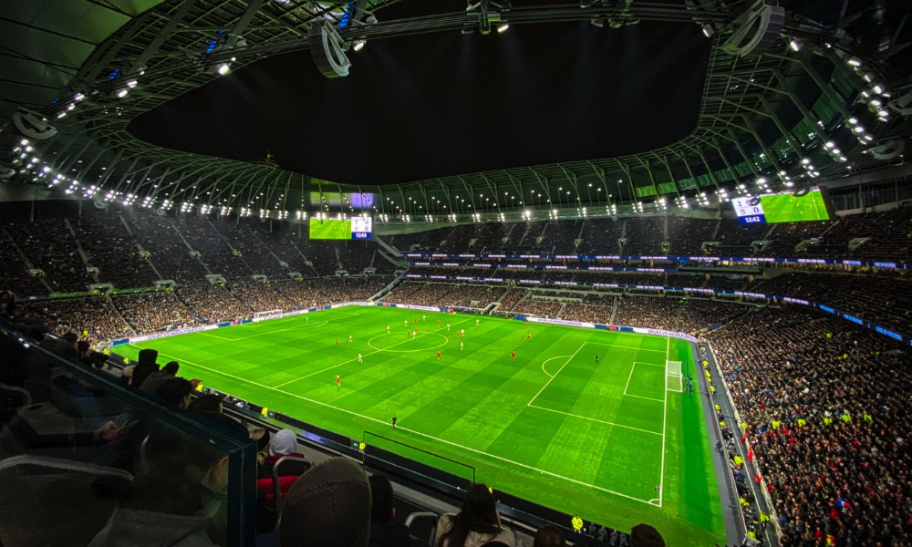 Muere un entrenador tras sufrir un infarto en pleno partido