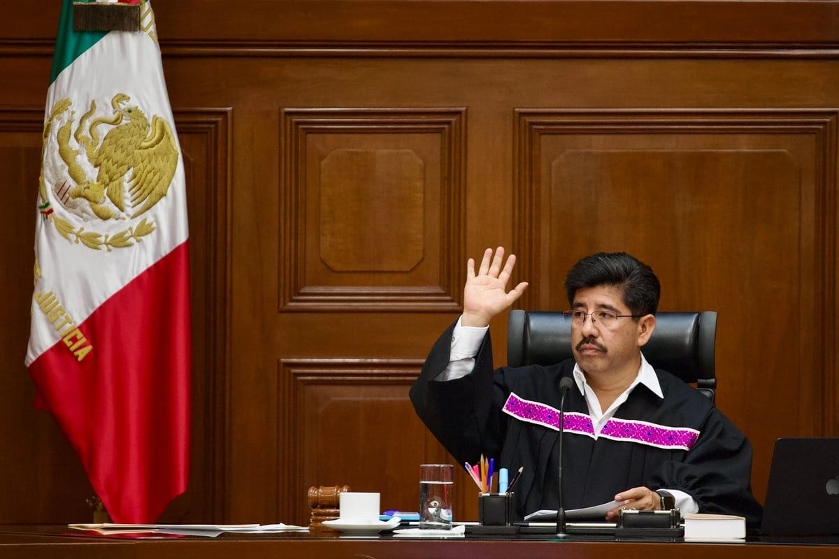 SCJN frena intento de TV Azteca y Elektra por aplazar juicios fiscales