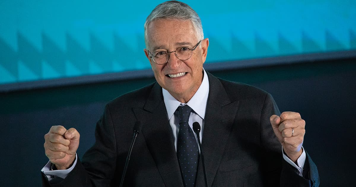 Salinas Pliego reacciona a polémica orden contra Raúl Rocha Cantú