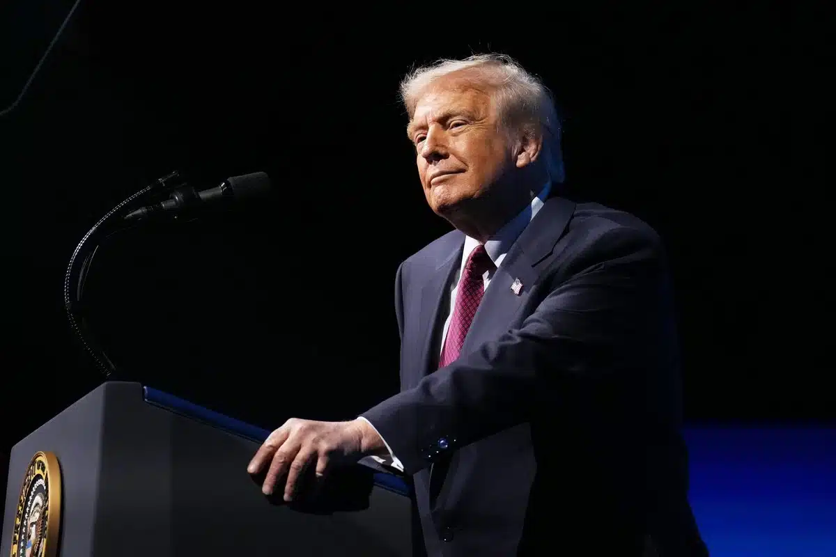 Tras revés electoral, Trump señala que EU debe elegir entre el “comunismo y el sentido común” Tras revés electoral, Trump señala que EU debe elegir entre el “comunismo y el sentido común”