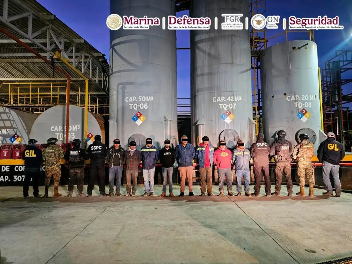 Veracruz: desmantelan red de venta ilegal de combustible