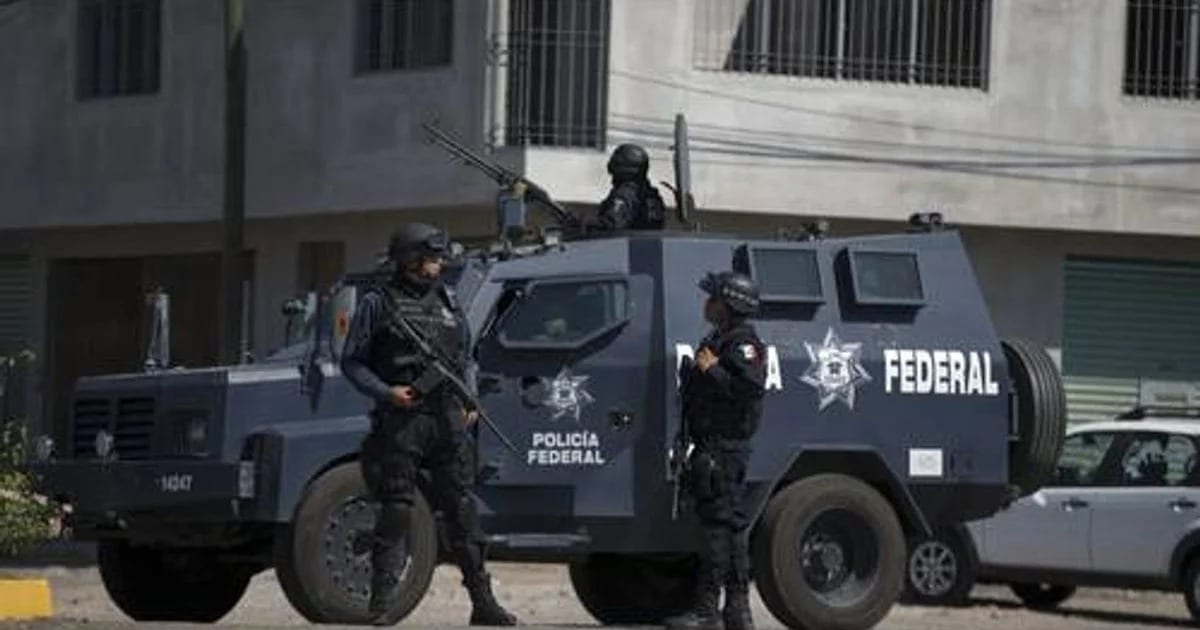 Vinculan a proceso a seis exfederales por tortura en Nezahualcóyotl