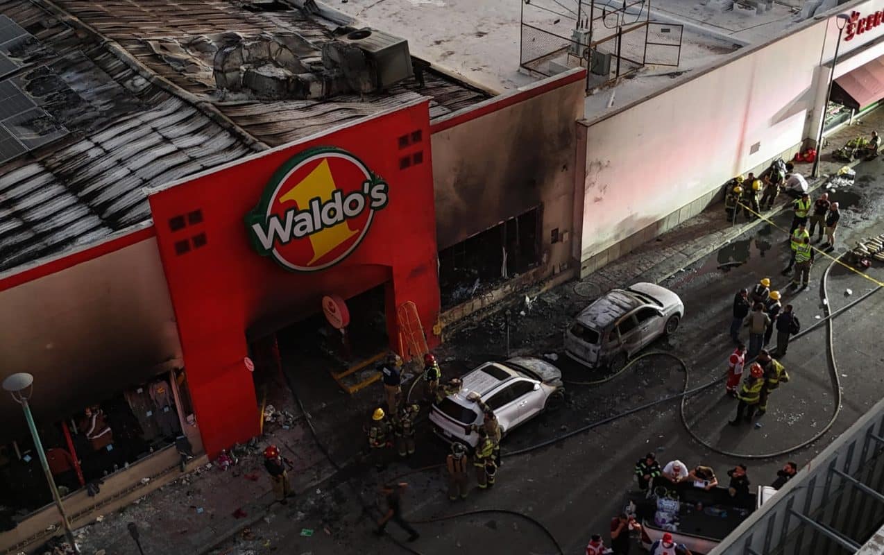 Waldo’s Hermosillo: familias exigen lista oficial de víctimas tras incendio