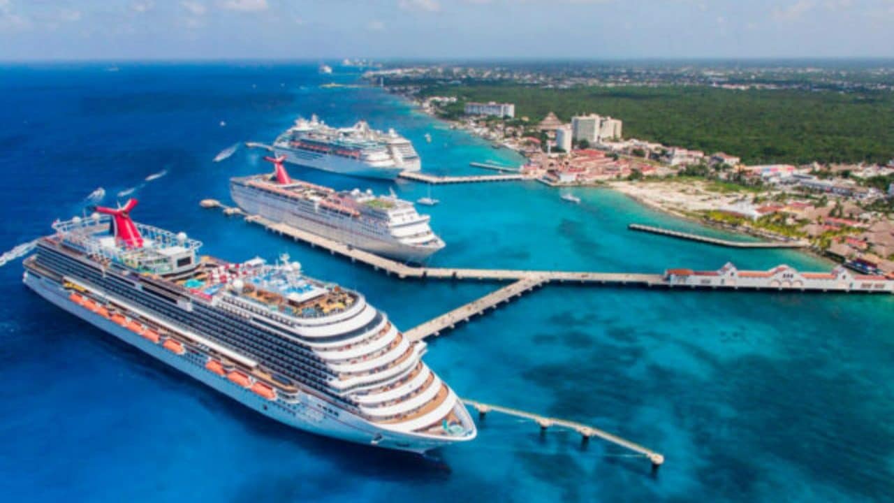 Cozumel repunta en octubre con más cruceros, pero aún lejos de su mejor mes Cozumel repunta en octubre con más cruceros, pero aún lejos de su mejor mes