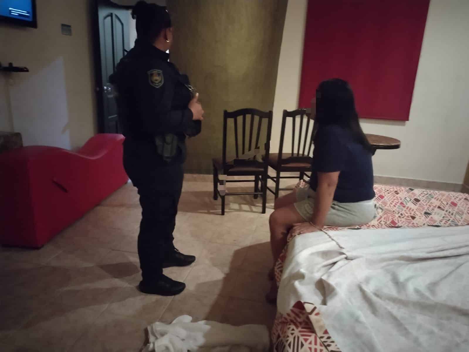 Policía Estatal frustra intento de secuestro virtual de mujer en Cancún Policía Estatal frustra intento de secuestro virtual de mujer en Cancún