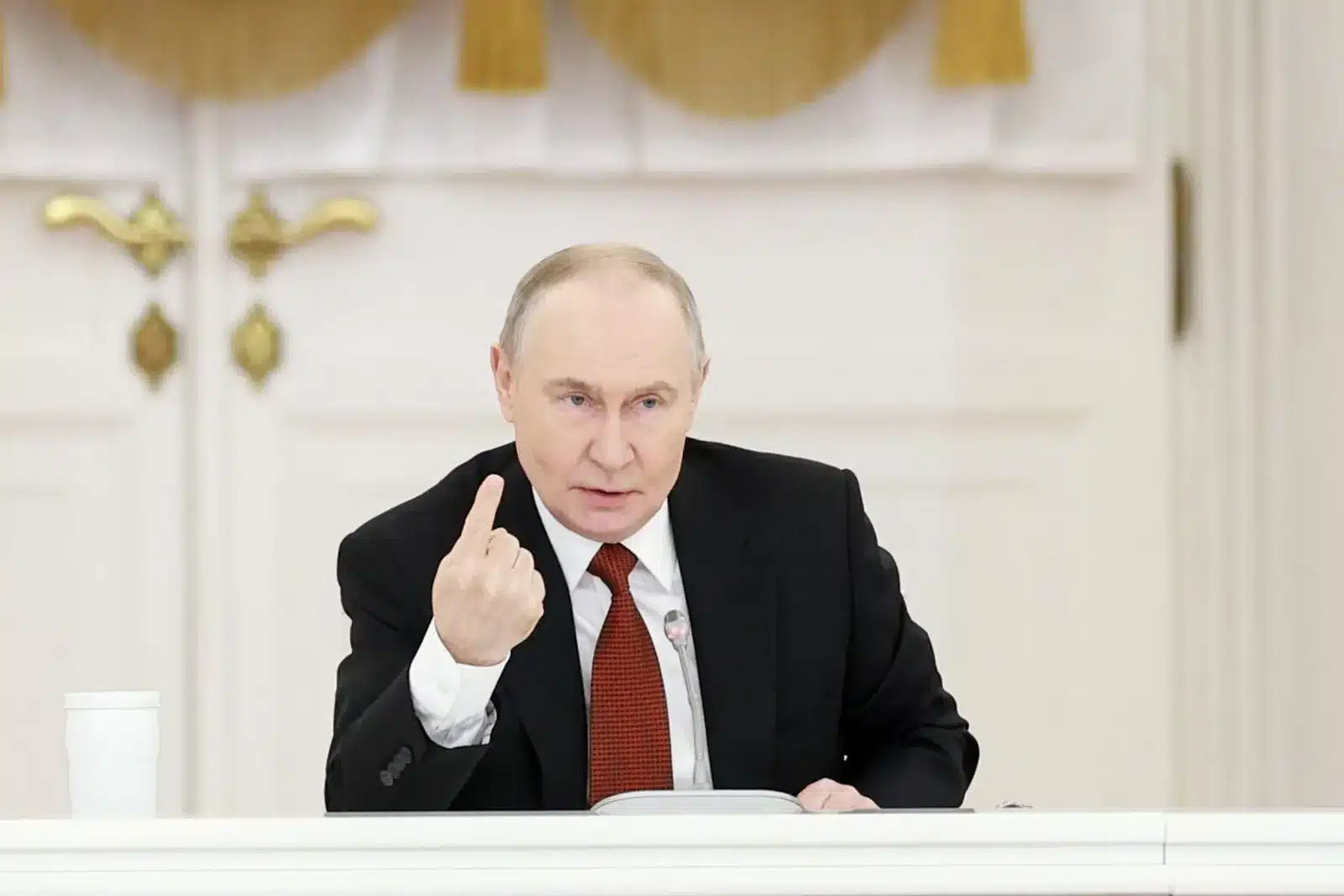 Ataque a Putin: Ucrania niega drones y Rusia amenaza la paz