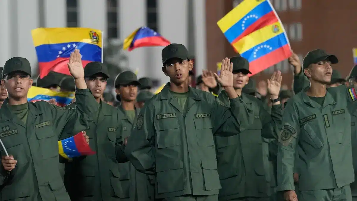 Escalada militar de Nicolás Maduro: 5.600 soldados en plena tensión