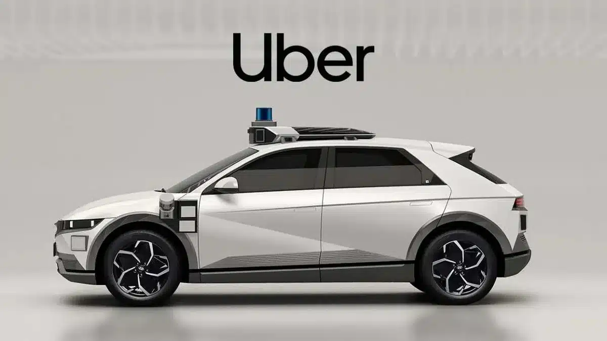 Futuro dominado por robotaxis: Uber redefine el transporte global