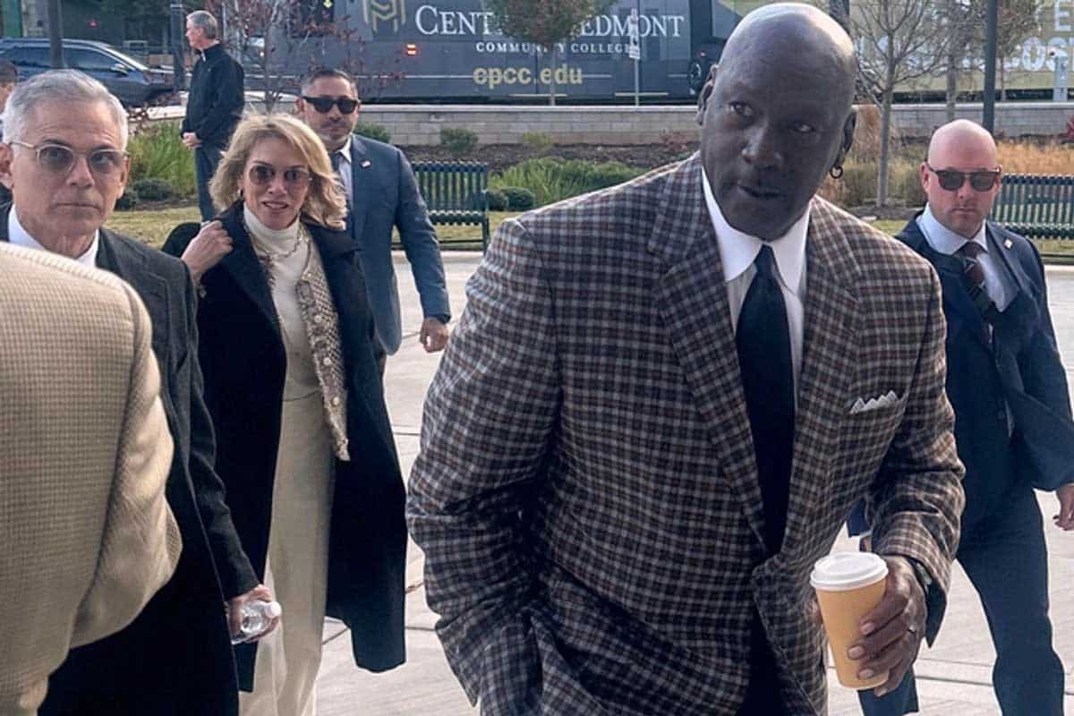 Michael Jordan sacude las estructuras de NASCAR por demanda