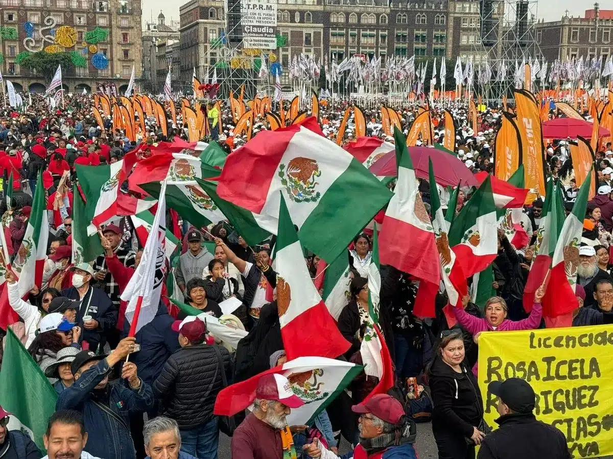 Mitin de Sheinbaum: presencia femenina llena el Zócalo rumbo a una nueva etapa