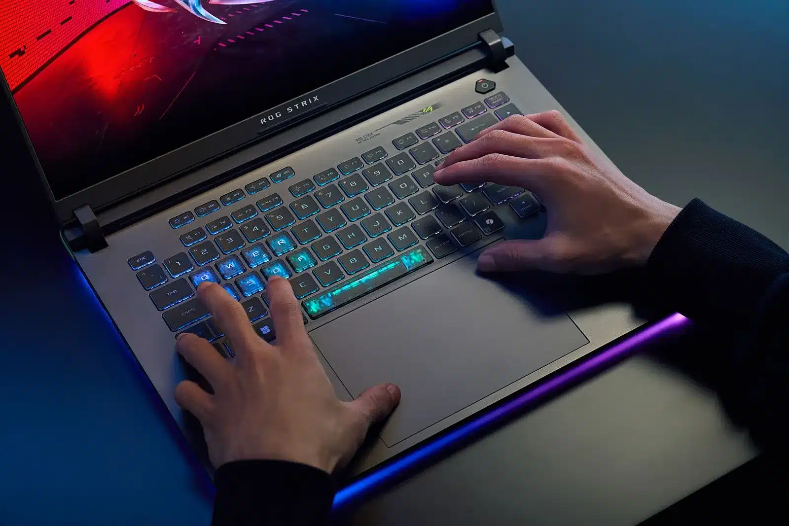 ROG Strix G18: la laptop gamer que realmente sustituye a una PC