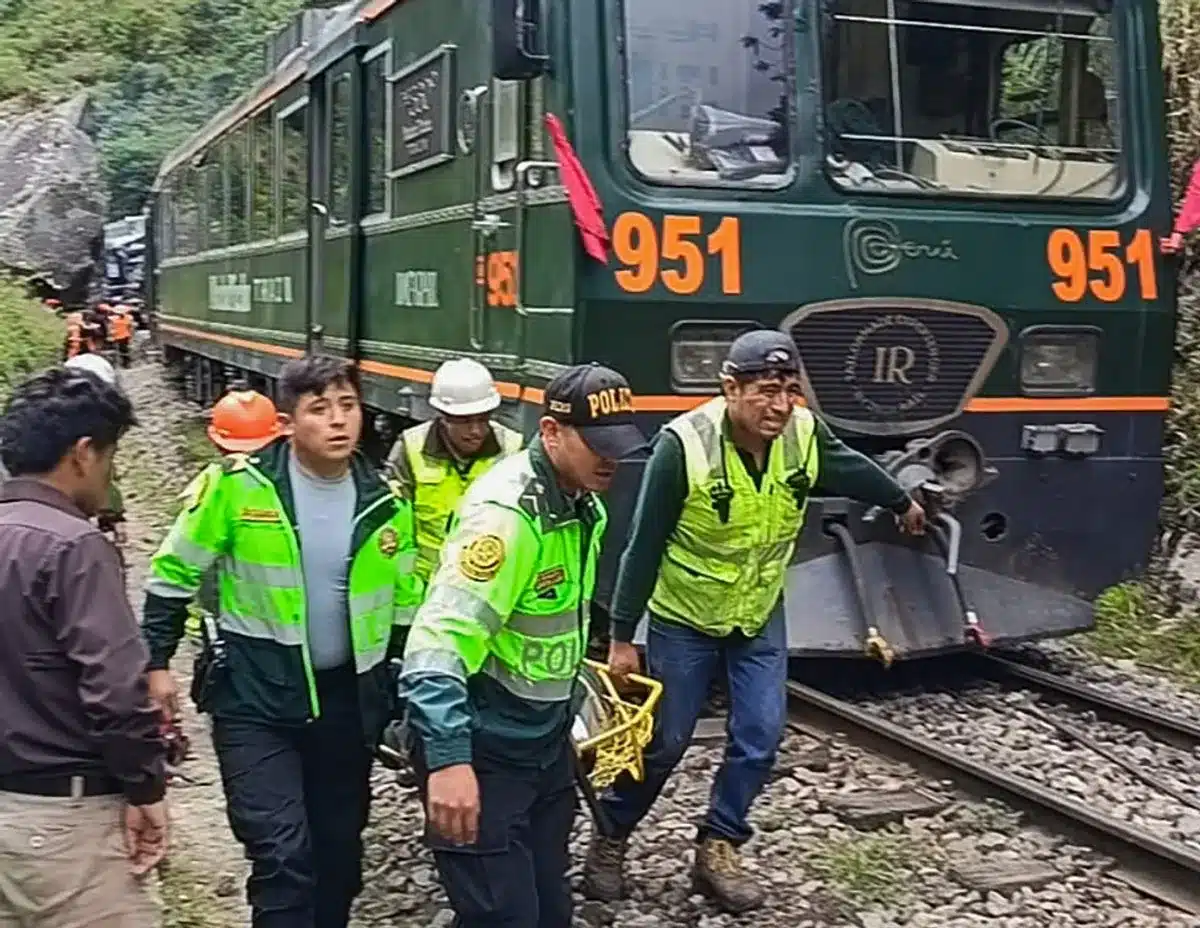 Tren a Machu Picchu vuelve a operar tras accidente fatal en Perú