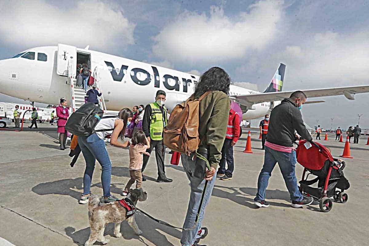 Volaris y Viva sellan histórica alianza que sacude la aviación