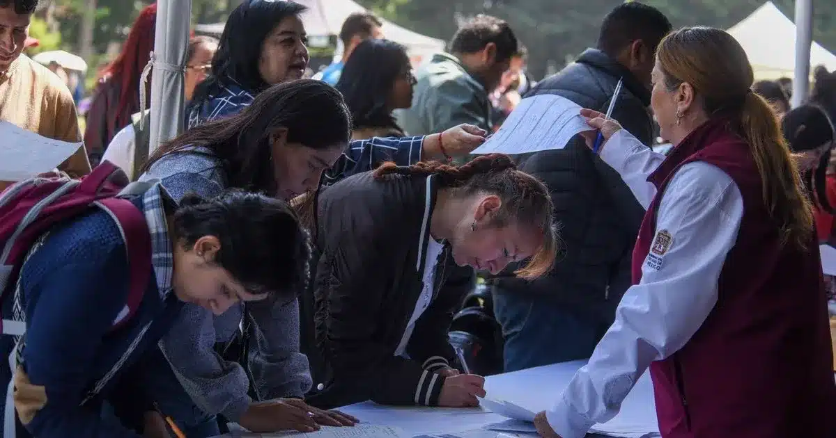 Retiros de Afore alcanzan récord histórico y reflejan presión económica