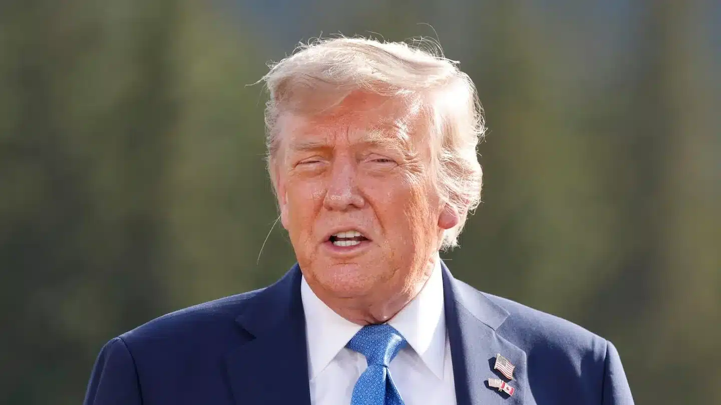 Tensión geopolítica: Trump evalúa sanciones y ataques contra Irán