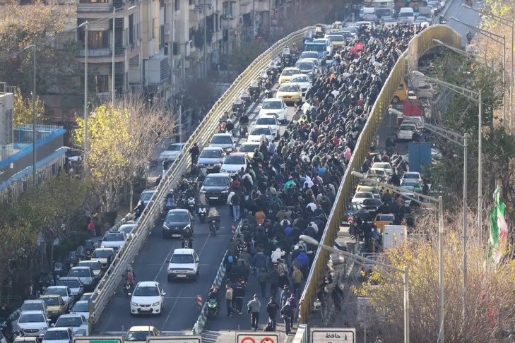 Protestas en Irán se agravan por advertencias de Trump