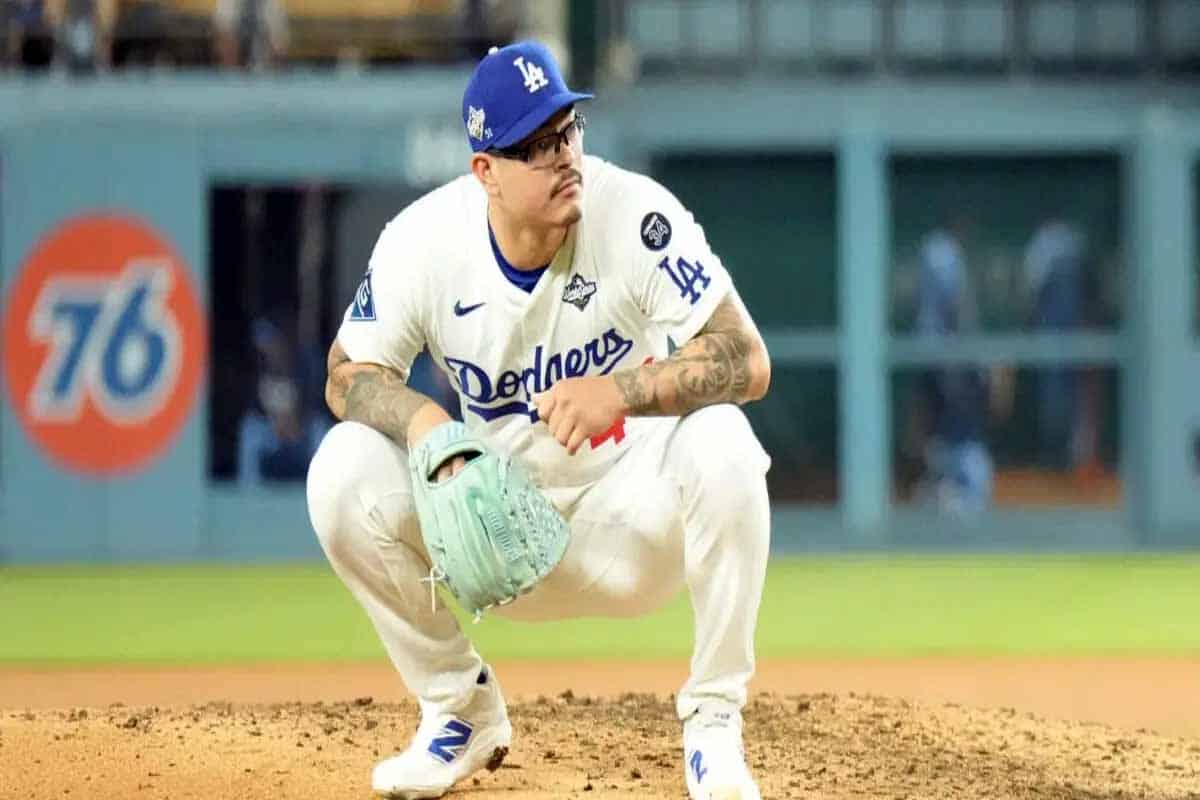 Anthony Banda cambia de equipo en la MLB