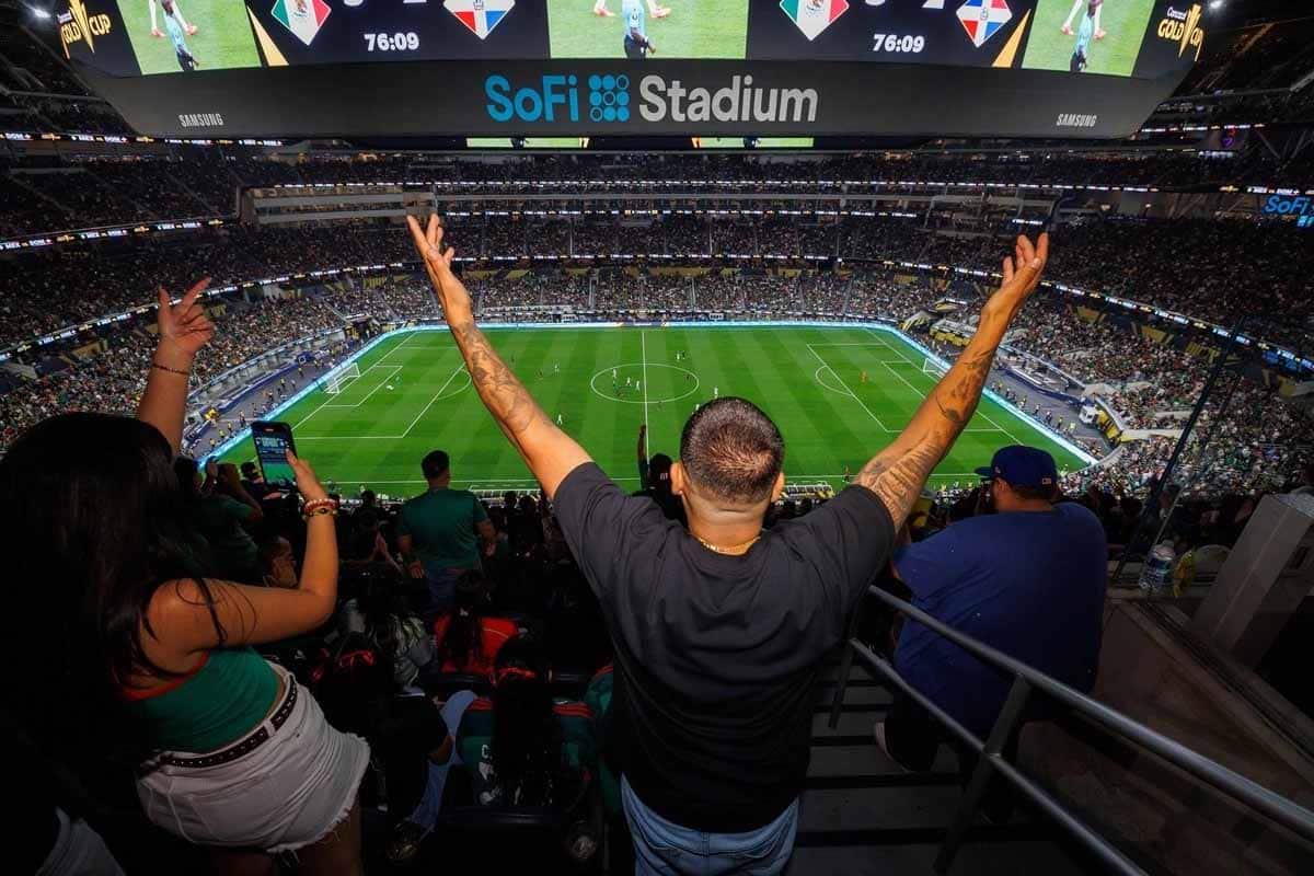 Estadios mundialistas elevan ingresos y tecnología