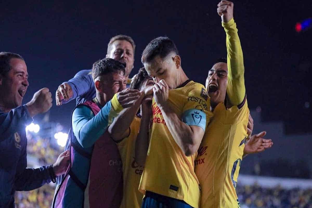 Fidalgo ya es elegible para jugar con la Selección Mexicana Fidalgo ya es elegible para jugar con la Selección Mexicana