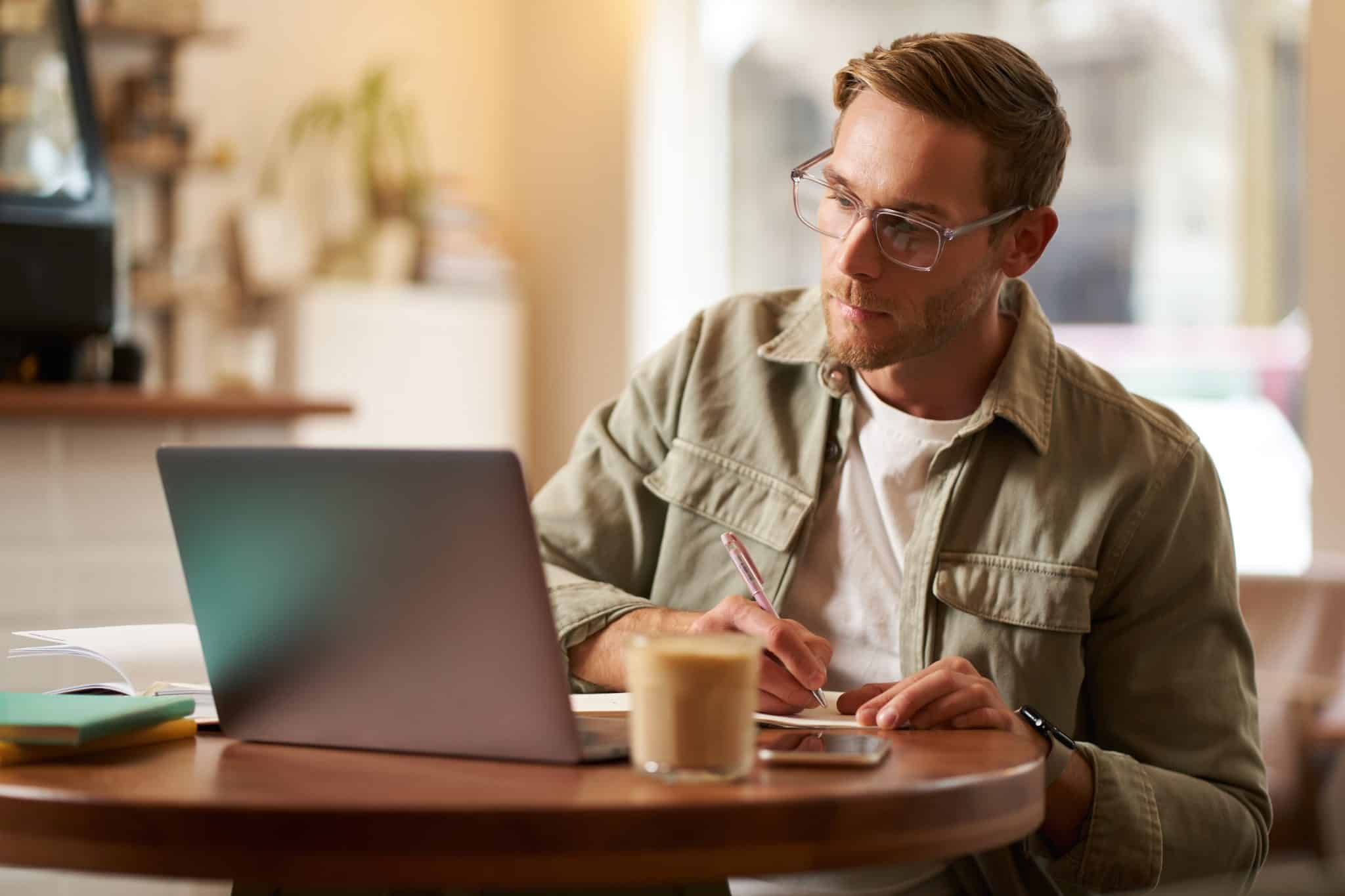 Qué factores determinan el éxito de un proyecto digital en su fase inicial