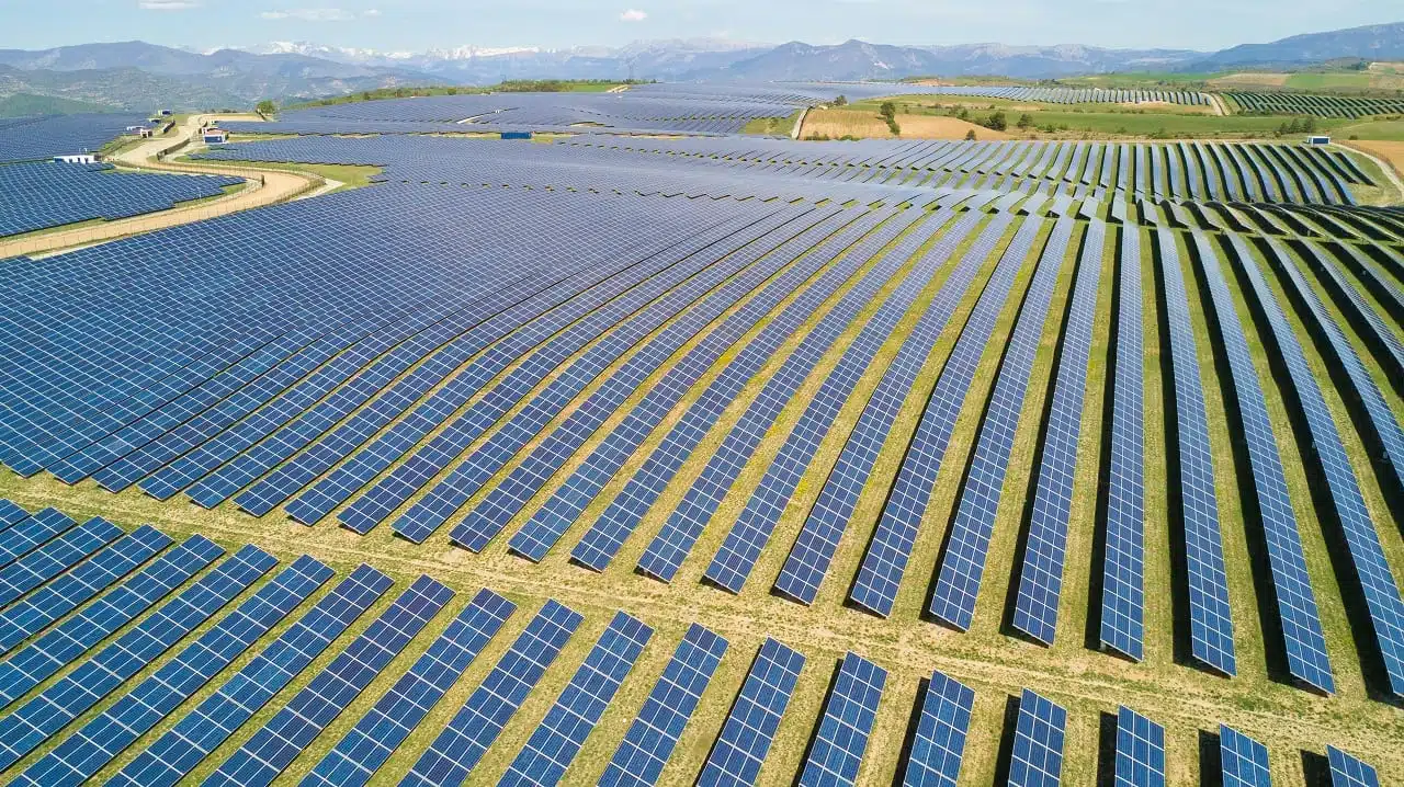 Parque de energía: India construye el mayor proyecto renovable