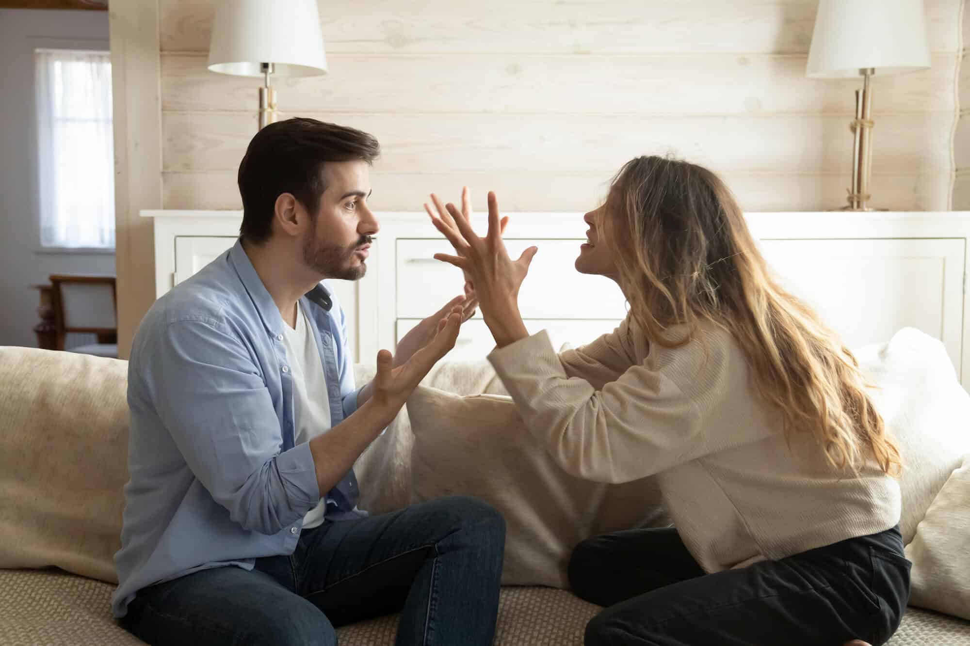 Signos del zodiaco enojados: Así reaccionan cuando se enfadan