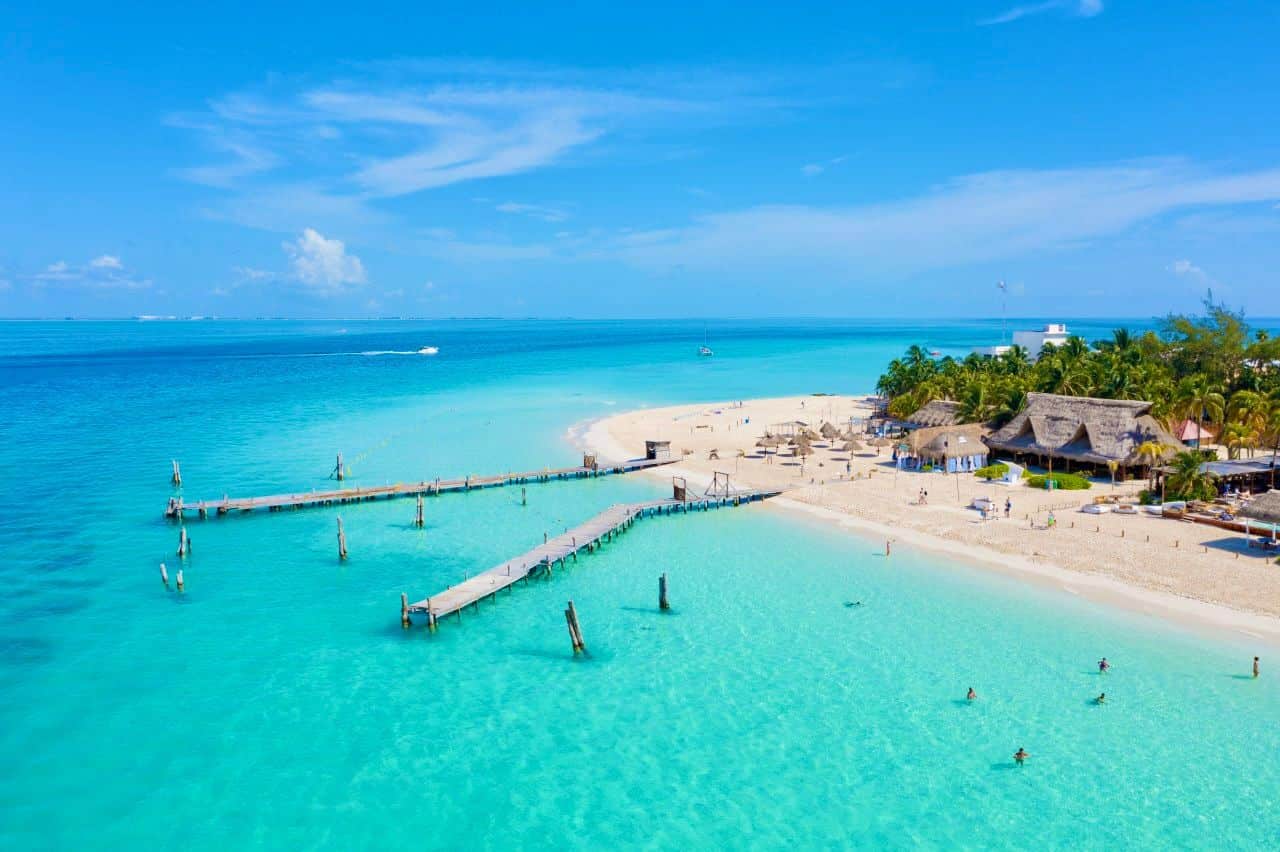 Isla Mujeres avanza para refrendar la certificación Blue Flag de sus playas